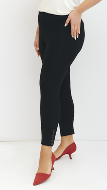 Schwarze stilvolle bequeme Leggings mit Knöpfen