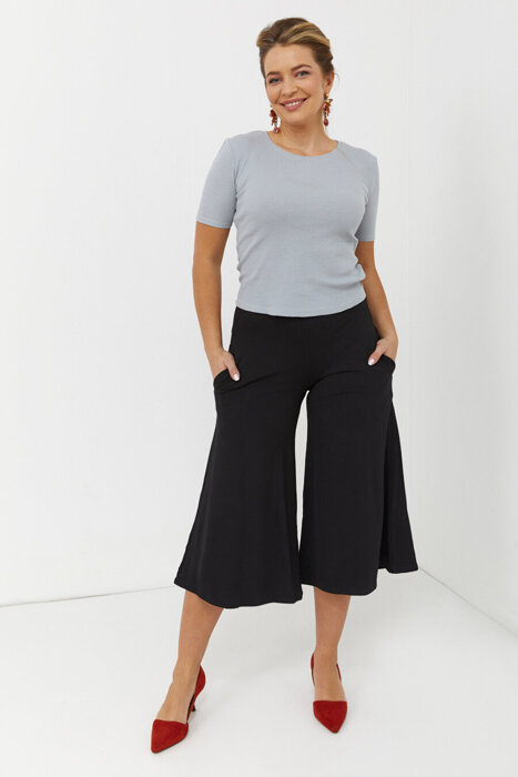 Black women's bell-bottom trousers, wide, loose trousers