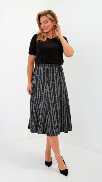 Women's grey - black long skirt with a pattern