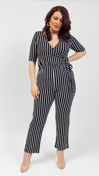 Eleganter Sommer-Jumpsuit für Damen im Frühjahr mit Streifen