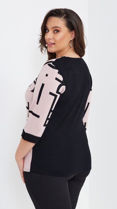 Powdery warm women's blouse with elegant 3/4 sleeves