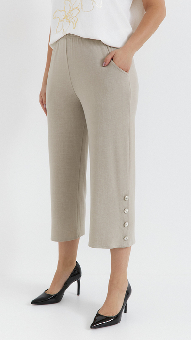 Leinenfarbene Damen-Sommerweite 3/4-Hose im Jeans-Stil