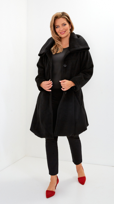 Women's black alpaca winter coat with a collar