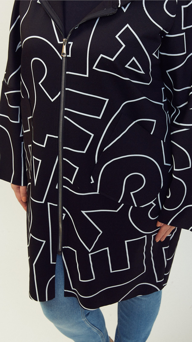 Black women's coat with a hood spring autumn short