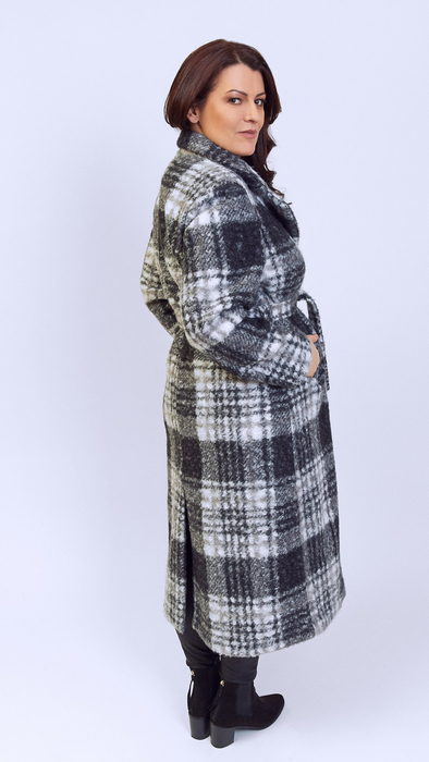 Women's long elegant wool classic coat