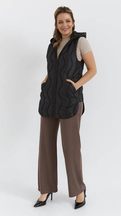 Black women's quilted vest sleeveless with a neckline