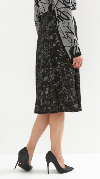 Black and gray women's long warm skirt with an elastic band