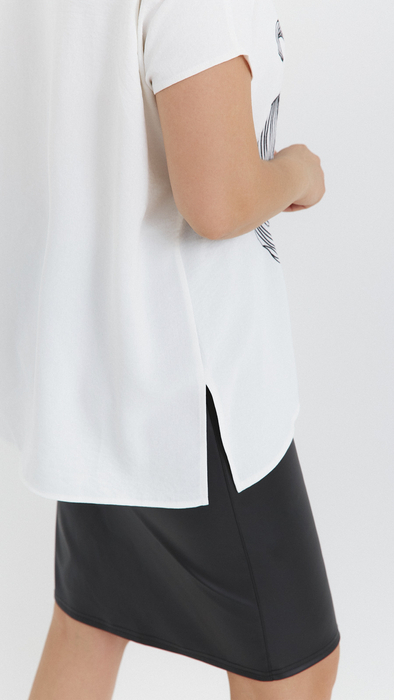 White women's tunic kimono women's blouse plant motif