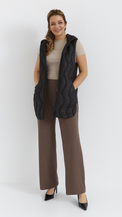 Black women's quilted vest sleeveless with a neckline