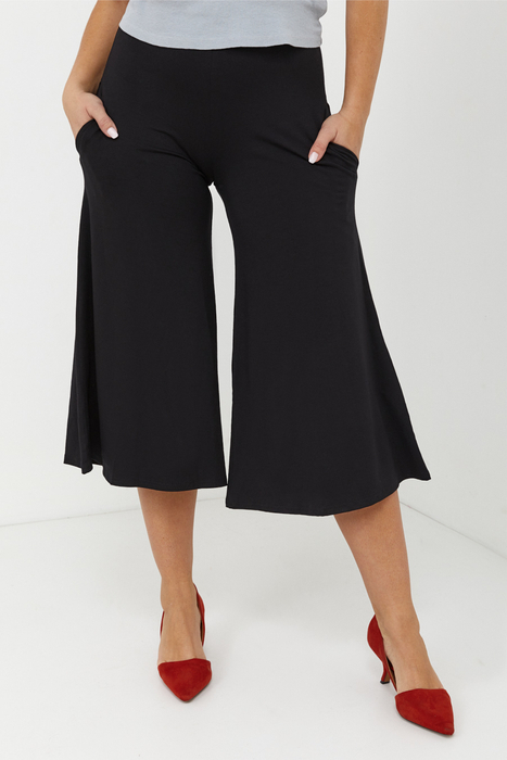 Black women's bell-bottom trousers, wide, loose trousers